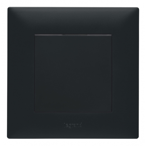 LEGRAND NILOE STEP цвет черный (розетка от 210грн.)