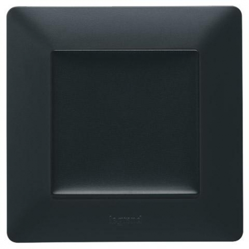 LEGRAND VALENA LIFE цвет чёрный матовый (розетка от 290грн.)